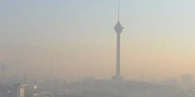 هاله بنفش روی تهران، نشانه مازوت سوزی است؟